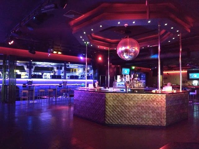 Castle Club